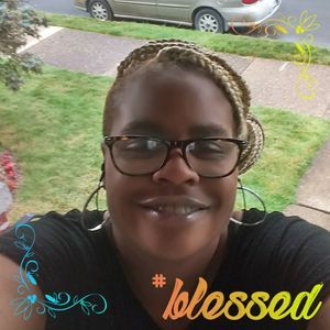 Meet your Posher, Angela